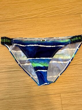 TOMMY BAHAMA Blue Navy & Green Striped Bikini Bottom with Beaded Sides SZ M